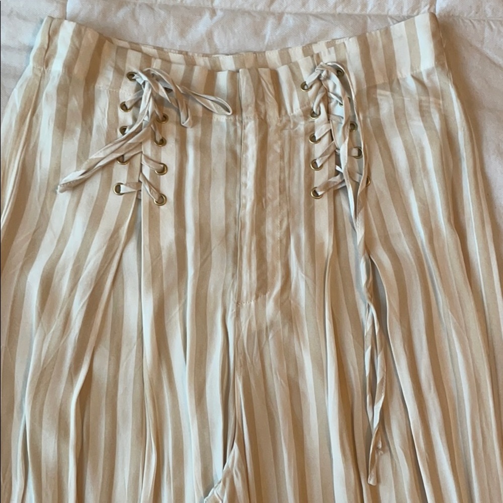 Striped float pants!